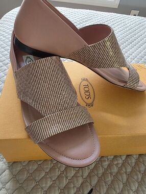 Tod's Blush Pink Striped Leather Open-Toe Sandals